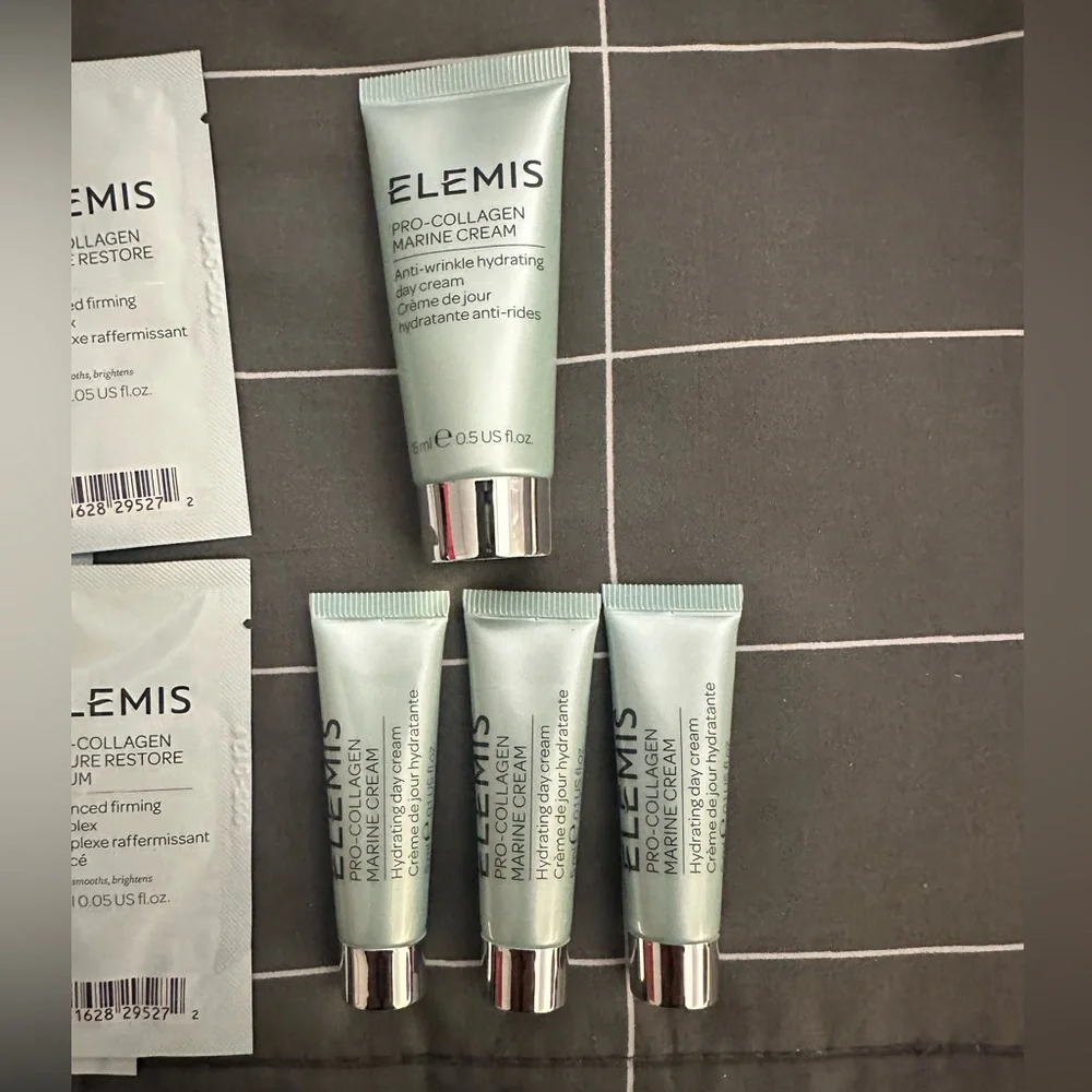 ELEMIS Skincare Travel Collection - Picture 3 of 5